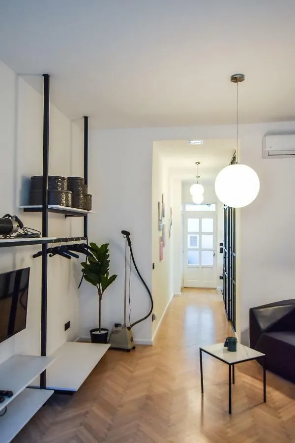 For Long-Term, Budget! Szovetseg Apartment In The Heart Of Budapest